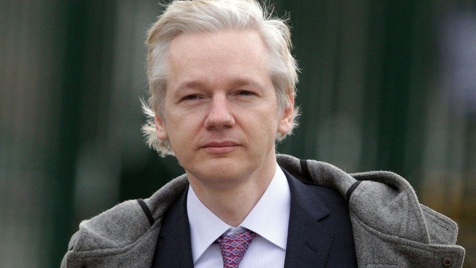 Julian Assange Vermögen 2024: Finanzielle Lage des WikiLeaks-Gründers