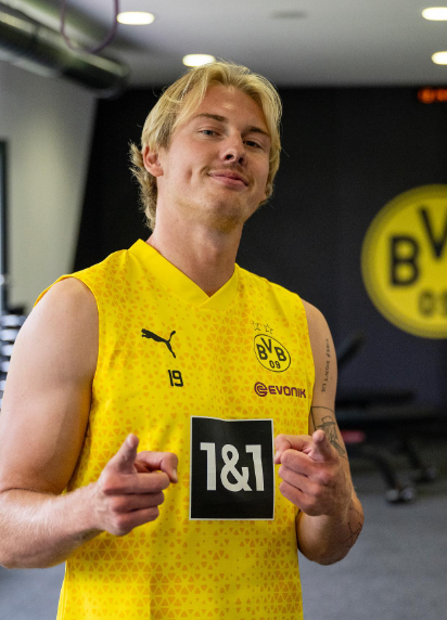 Julian Brandt Freundin